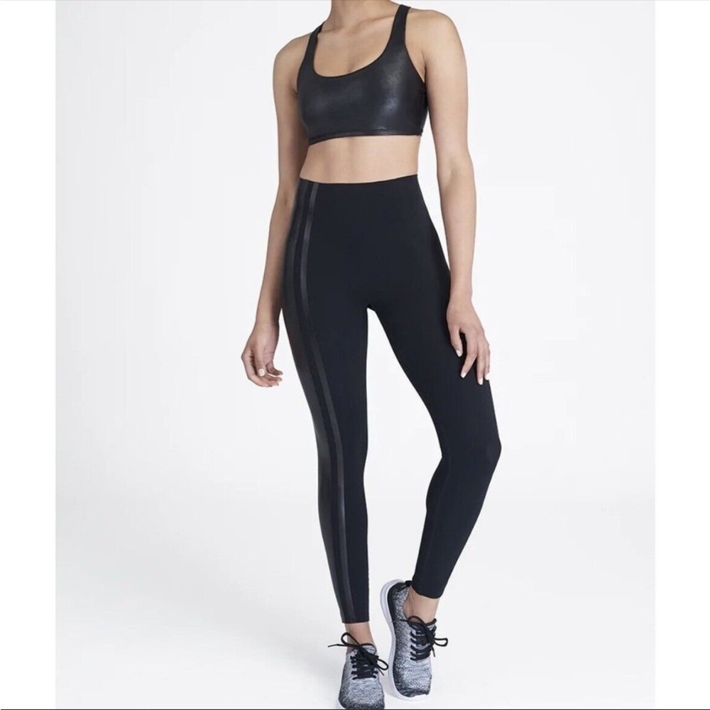 SPANX Every Wear Active Gloss Side Stripe Leggings